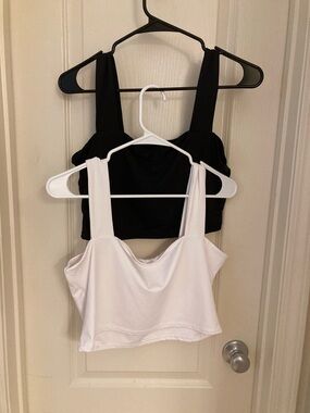 Women’s Crop Tank Top - Black and White